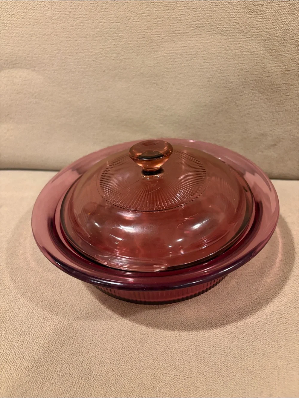 Vintage Corning Visions Cranberry glass model v30-B 24 oz (0.75 L) capacity